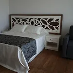 Meggs Bodrum Restaurant & Bed & Breakfast Ortakent