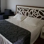 Bed & Breakfast Meggs Bodrum Restaurant & 3*