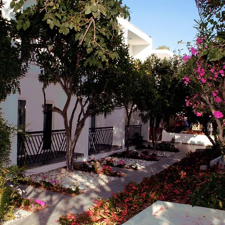 Meggs Bodrum Restaurant & 3*