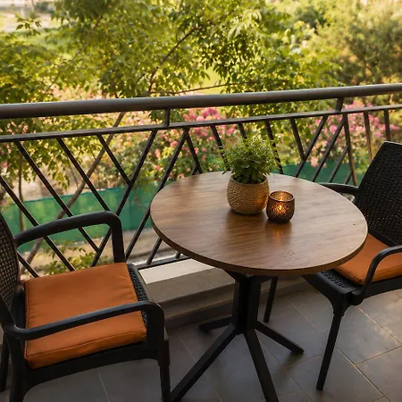Bed & Breakfast Meggs Bodrum Restaurant & Ortakent