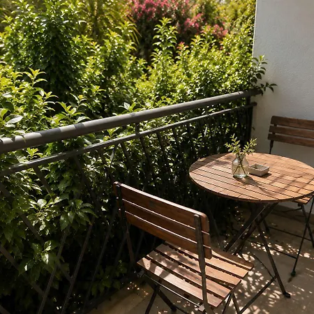 Meggs Bodrum Restaurant & Bed & Breakfast Ortakent