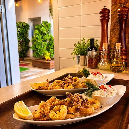 Meggs Bodrum Restaurant & 3*
