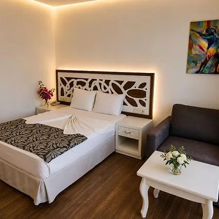 Meggs Bodrum Restaurant & Bed & Breakfast 3*