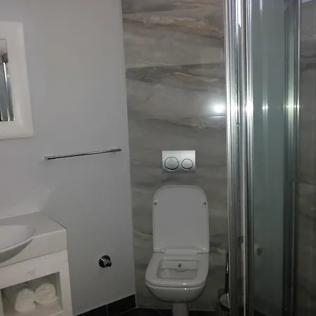 Oda ve Kahvaltı Meggs Bodrum Restaurant & Ortakent